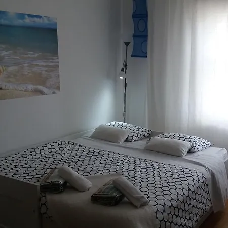 West House Peniche Surf Retreat *